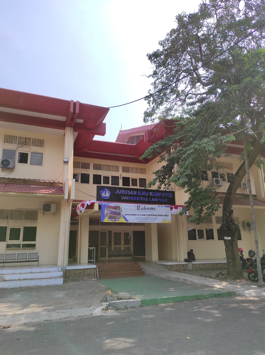 Gambar fasilitas Gedung Jurusan Ilmu Komputer FMIPA