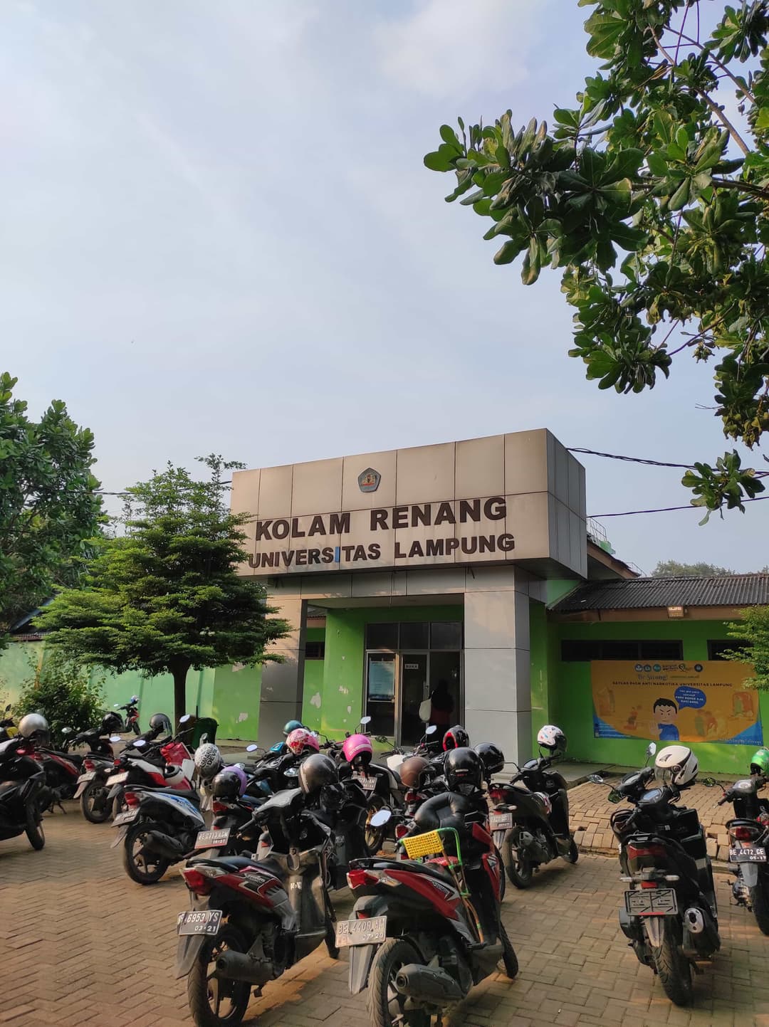 Gambar fasilitas Kolam Renang
